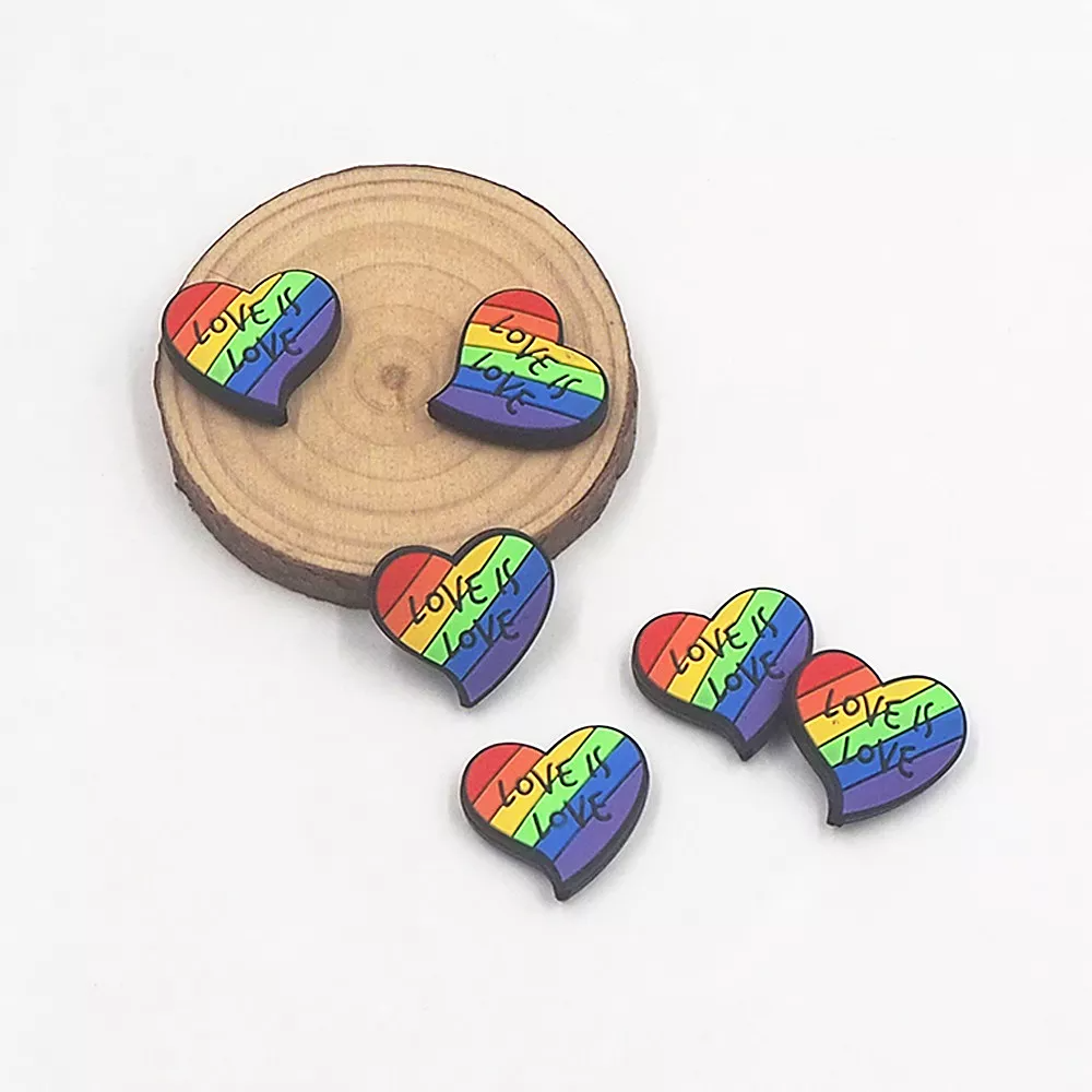 Motivperle Love is Love - Schnullerkettenwelt