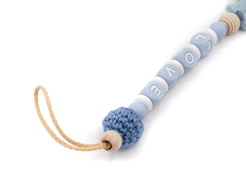 Handgefertigte und individuelle Schnullerkette blauer Löwe - Schnullerkettenwelt