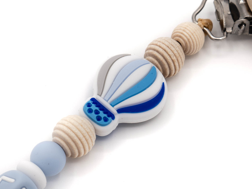 Handgefertigte und individuelle Schnullerkette blauer Ballon - Schnullerkettenwelt